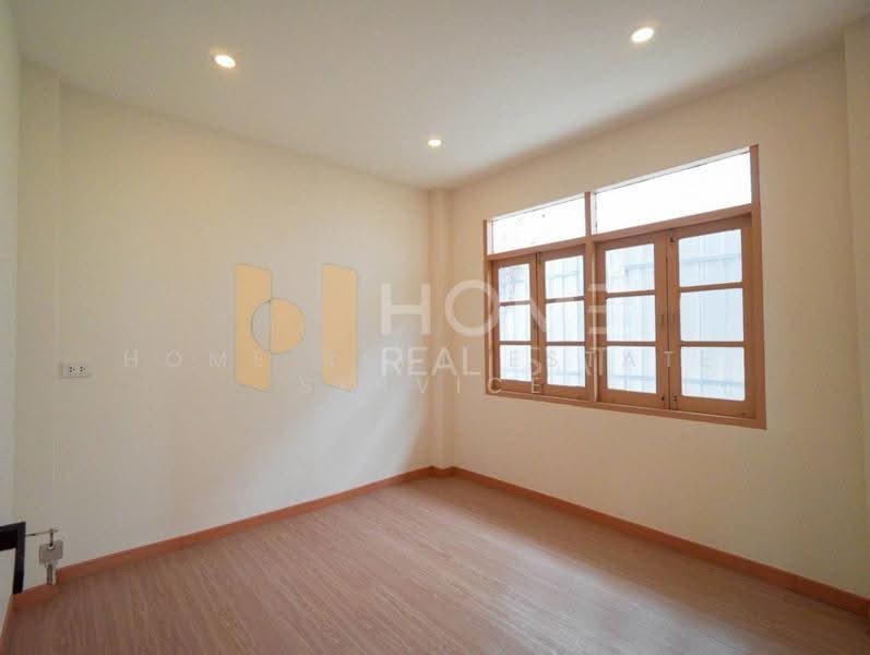 บ้านเดี่ยวพัทยากลาง ชลบุรี, Chon Buri (Pattaya), Bang Lamung, Bang Lamung (Pattaya), Chon Buri (Pattaya), 4 Bedrooms, 300 sqm, Single Detached House For Sale, by HOME Real Estate Service, 500598664 - DDproperty.com
