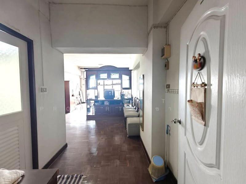 Laemtong Serviced Apartment, chon-buri, 139-2/1 Sukhumvit Rd, Si Racha, Chon Buri (Pattaya), 1 Bedroom, 44 sqm, Condo For Sale, by The Best Property ซายน์, 500598690 - DDproperty.com