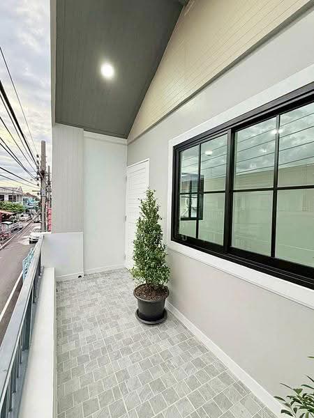 บ้านสวย 3 ห้องนอน หมู่บ้านบัวทอง 2 บางใหญ่ ติด MRT สถานีคลองบางไผ่, nonthaburi, กาญจนาภิเษก, Bang Rak Pattana, Bang Bua Thong, Nonthaburi, 3 Bedrooms, 110 sqm, Townhouse For Sale, by บุษบากร (เจี๊ยบ), 500598877 - DDproperty.com