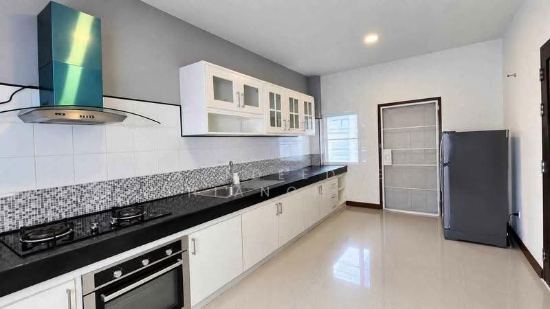 A house for rent near Payap University, Chiang Mai Rental Price: 28,000 THB / month No.7H365, Chiang Mai, Tha Sa La, Muang Chiang Mai, Chiang Mai, 4 Bedrooms, 216 sqm, Single Detached House For Rent, by Baandeedee Chiangmai, 500598945 - DDproperty.com
