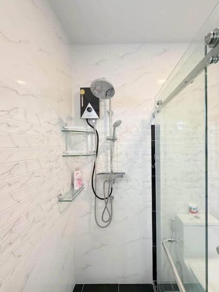 3-BR House, chon-buri, Poong, Bang Lamung (Pattaya), Chon Buri (Pattaya), 3 Bedrooms, 263 sqm, Single Detached House For Sale, by Thitiporn Pawikham, 500598952 - DDproperty.com