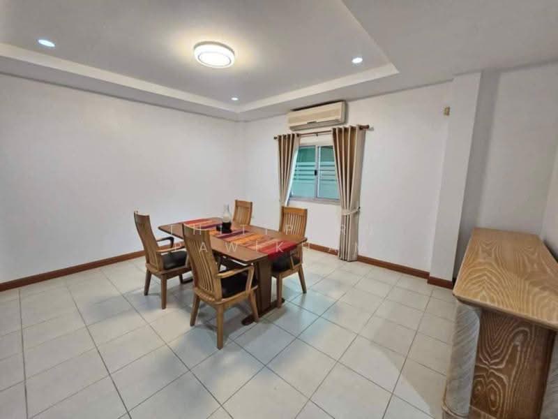 undefined, Chon Buri (Pattaya), Na Kloe, Bang Lamung (Pattaya), Chon Buri (Pattaya), 4 Bedrooms, 288 sqm, Villa For Sale, by Thitiporn Pawikham, 500599008 - DDproperty.com