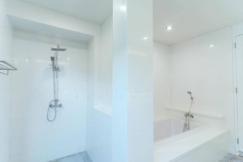 Nibbana Shade, Chon Buri (Pattaya), No. 95/274 Village No. 13, Phatthanakan Road, Nong Pru, Bang Lamung (Pattaya), Chon Buri (Pattaya), 4 Bedrooms, 219 sqm, Villa For Sale, by Thitiporn Pawikham, 500599060 - DDproperty.com