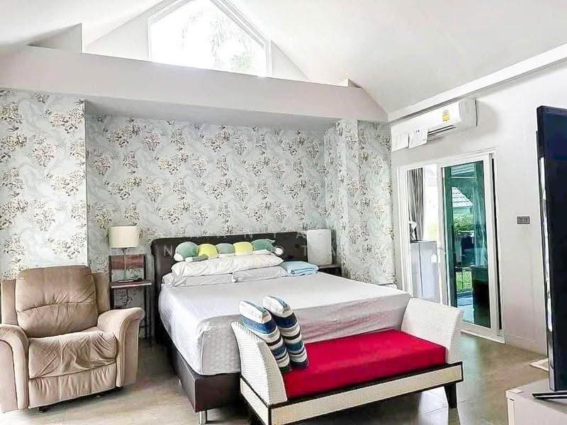 4-BR Villa, Chon Buri (Pattaya), Nong Pru, Bang Lamung (Pattaya), Chon Buri (Pattaya), 4 Bedrooms, 325 sqm, Villa For Sale, by Thanyalag Chanchodtanakul, 500599256 - DDproperty.com