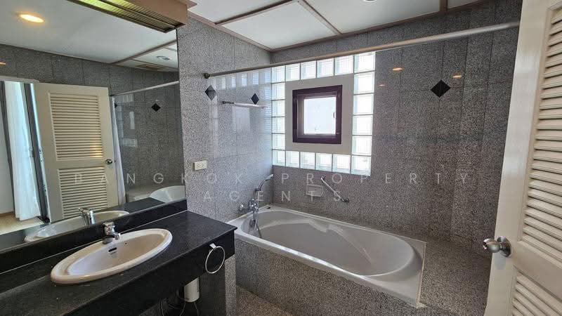 Baan Thai Living Ekkamai : บ้านไทยลิฟวิ่ง เอกมัย, กรุงเทพ, 40 ซอย ปรีดีพนมยงค์ 31, คลองตันเหนือ, วัฒนา, กรุงเทพ, 185 ตร.ม., คอนโด ให้เช่า, โดย BANGKOK PROPERTY AGENTS, 500599311 - DDproperty.com