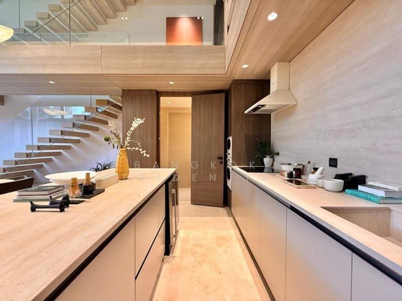 The Residenti Ekkamai, Bangkok, 488/1-5 Sukhumvit 65, Phra Kanong Nua, Watthana, Bangkok, 3 Bedrooms, 420 sqm, Villa For Sale, by Bangkok Residential, 500599345 - DDproperty.com