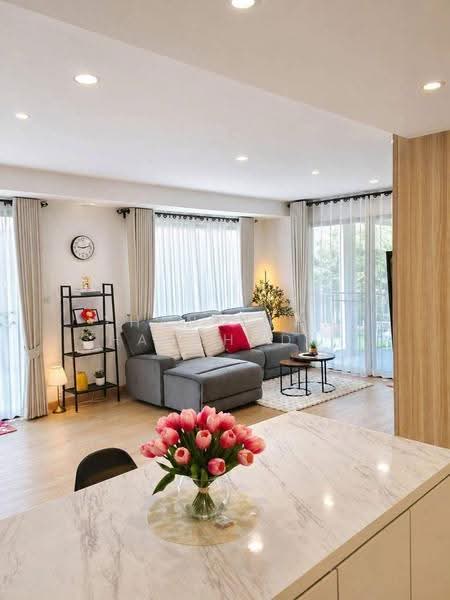 undefined, chon-buri, Ta Khian Tia, Bang Lamung (Pattaya), Chon Buri (Pattaya), 3 Bedrooms, 240 sqm, Single Detached House For Sale, by Thanyalag Chanchodtanakul, 500599351 - DDproperty.com