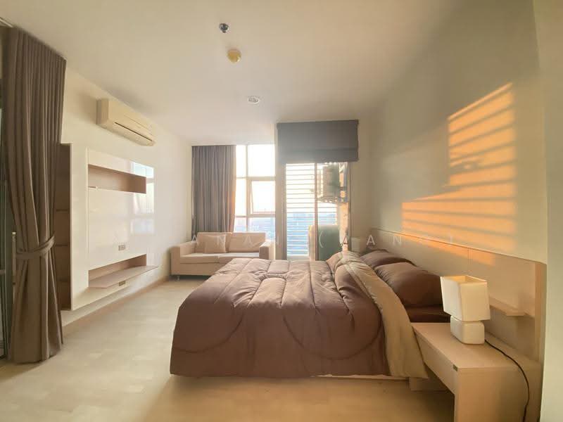 Rhythm Ratchada, Bangkok, 558 Ratchadaphisek Road, Samsen Nok, Huai Khwang, Bangkok, 1 Bedroom, 46 sqm, Condo For Sale, by Janyanan (Pang), 500599357 - DDproperty.com