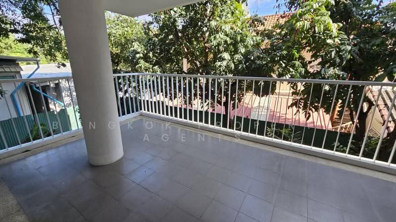 Shama Ekamai Bangkok, Bangkok, Ekamai Soi 8, Sukhumvit 63 Road, Phra Kanong Nua, Watthana, Bangkok, 3 Bedrooms, 251 sqm, Condo For Rent, by BANGKOK PROPERTY AGENTS, 500599365 - DDproperty.com