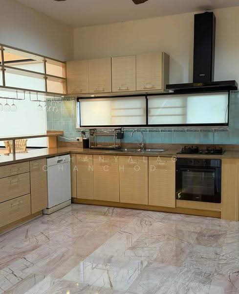 Paradise Villa 1 & 2, Chon Buri (Pattaya), Nong Pru, Bang Lamung (Pattaya), Chon Buri (Pattaya), 4 Bedrooms, 304 sqm, Villa For Sale, by Thanyalag Chanchodtanakul, 500599388 - DDproperty.com