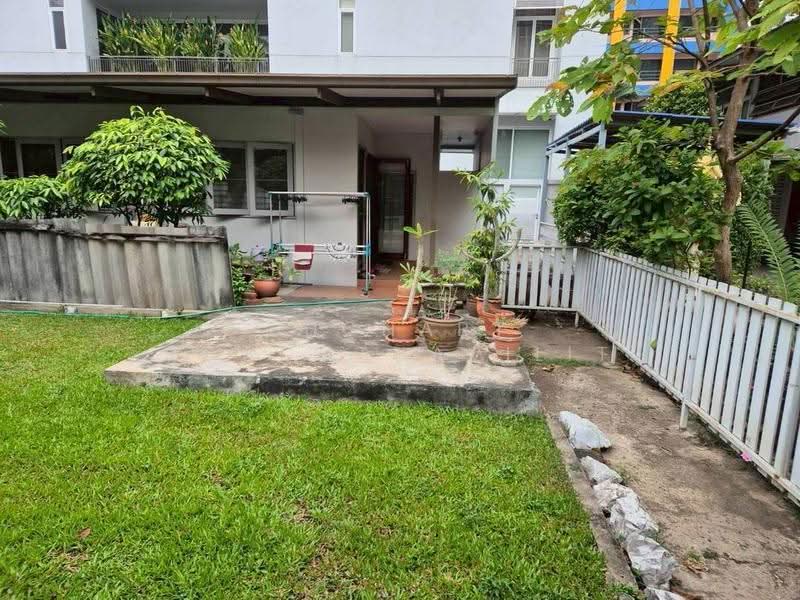 Land with existing building for Rent size 96 sqw., Sukhumvit 19., Bangkok, Sukhumvit 19, Khlongtoei Nua, Watthana, Bangkok, , 384 sqm, Land For Rent, by Suchart Roachthavilit, 500599440 - DDproperty.com