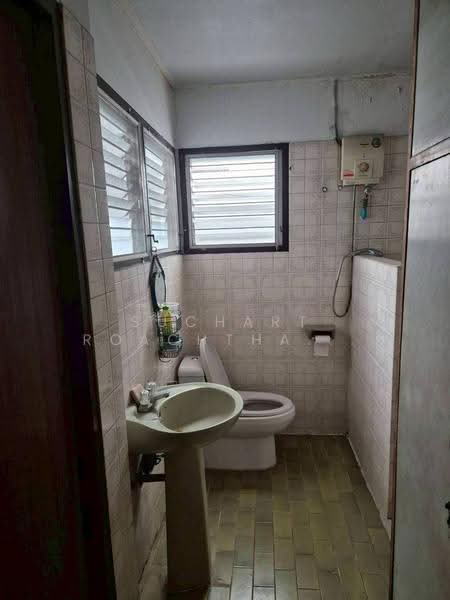 Land with existing building for Rent size 96 sqw., Sukhumvit 19., Bangkok, Sukhumvit 19, Khlongtoei Nua, Watthana, Bangkok, , 384 sqm, Land For Rent, by Suchart Roachthavilit, 500599440 - DDproperty.com