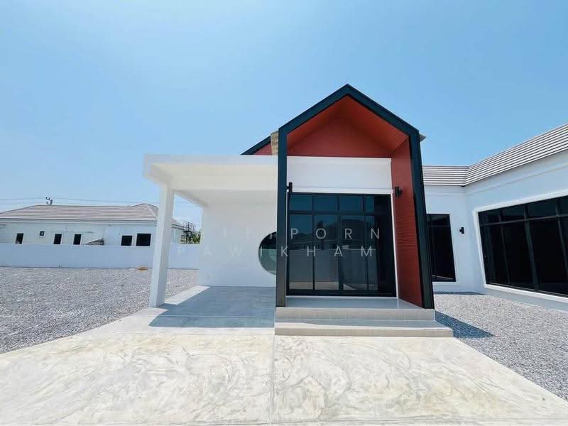 3-BR House, prachuap-khiri-khan, Hin Lek Fai, Hua Hin, Prachuap Khiri Khan, 3 Bedrooms, 150 sqm, Single Detached House For Sale, by Thitiporn Pawikham, 500599452 - DDproperty.com