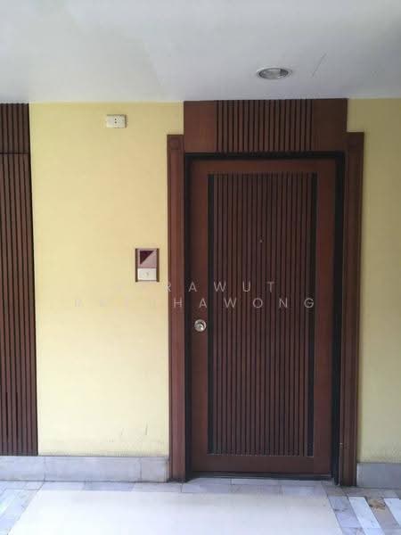 Pipat Place, bangkok, 37 Soi Sathon 6, Silom, Bang Rak, Bangkok, Studio, 33 sqm, Condo For Sale, by Sarawut Ratchawong, 500599541 - DDproperty.com