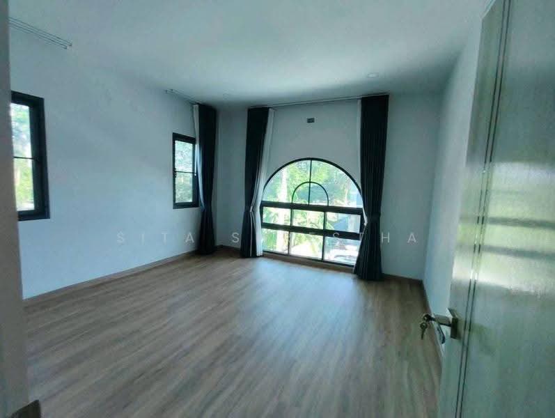 4-BR House, chon-buri, Nong Pla Lai, Bang Lamung (Pattaya), Chon Buri (Pattaya), 4 Bedrooms, 195 sqm, Single Detached House For Sale, by Sita Shrestha, 500599543 - DDproperty.com