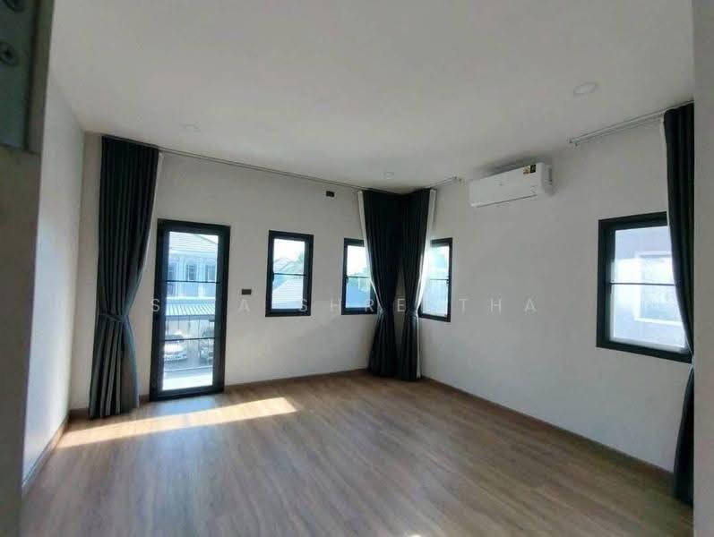 4-BR House, chon-buri, Nong Pla Lai, Bang Lamung (Pattaya), Chon Buri (Pattaya), 4 Bedrooms, 195 sqm, Single Detached House For Sale, by Sita Shrestha, 500599543 - DDproperty.com