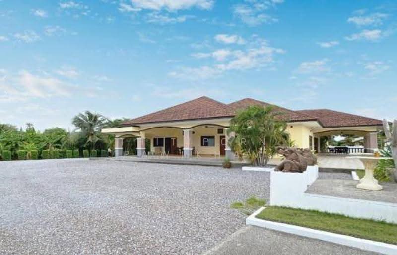 3-BR House, prachuap-khiri-khan, Hin Lek Fai, Hua Hin, Prachuap Khiri Khan, 3 Bedrooms, 212 sqm, Single Detached House For Sale, by Thitiporn Pawikham, 500599559 - DDproperty.com