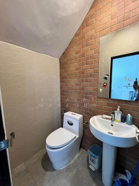 หนองป่าครั่ง เมืองเชียงใหม่, Chiang Mai, Nong Pa Krang, Muang Chiang Mai, Chiang Mai, 2 Bedrooms, 120 sqm, Townhouse For Sale, by ศุภรัศมิ์ มั่นคง, 500599570 - DDproperty.com