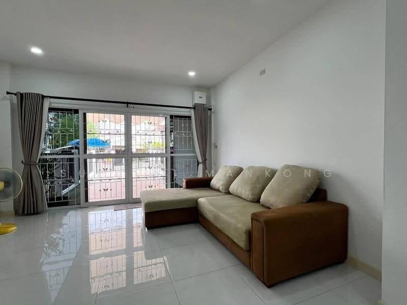 หนองป่าครั่ง เมืองเชียงใหม่, Chiang Mai, Nong Pa Krang, Muang Chiang Mai, Chiang Mai, 2 Bedrooms, 120 sqm, Townhouse For Sale, by ศุภรัศมิ์ มั่นคง, 500599570 - DDproperty.com