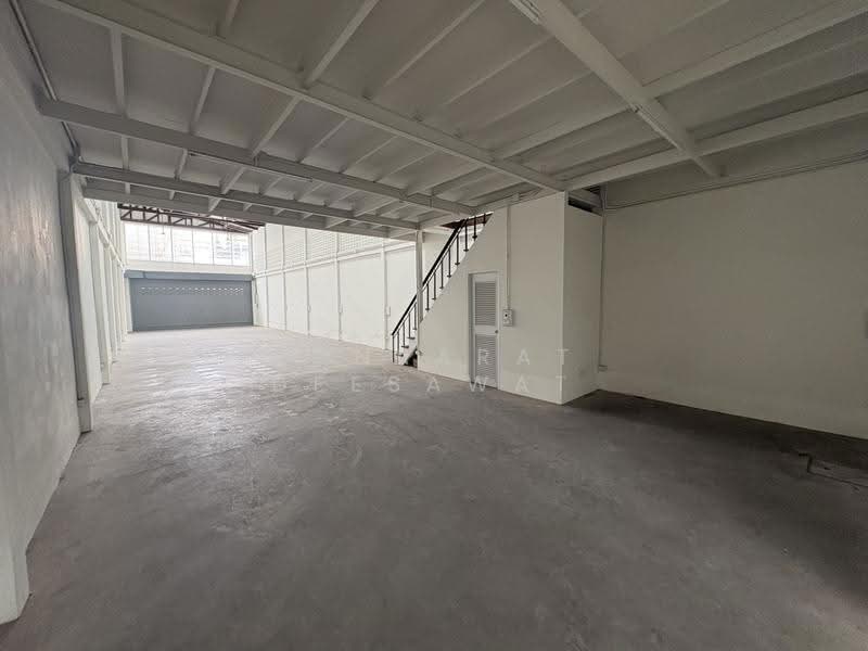 For Rent Shophouse/Warehouse near BTS Thong Lor Sukhumvit Rama 4 Khlong Toei Bangkok PP-00748, bangkok, พระราม 4, Khlong Toei, Bangkok, , 500 sqm, Shophouse For Rent, by Konrarat Deesawat, 500599614 - DDproperty.com