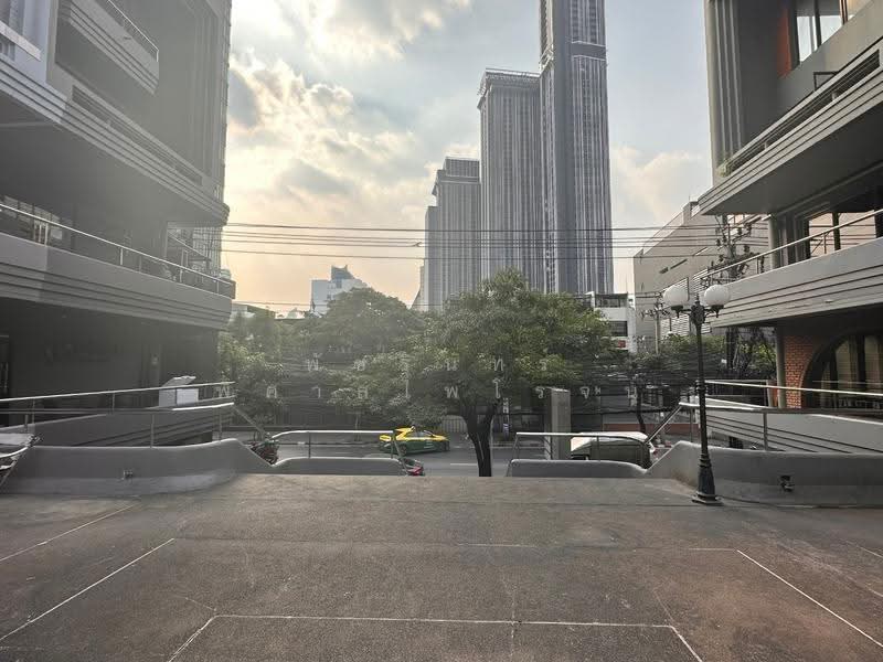 Commercial building 2 units, Park Avenue Project, Sukhumvit 63, Bangkok, สุขุมวิท, Khlongtoei Nua, Watthana, Bangkok, , 700 sqm, Shophouse For Sale, by พัชรินทร์ พิศาลไพโรจน์, 500599624 - DDproperty.com