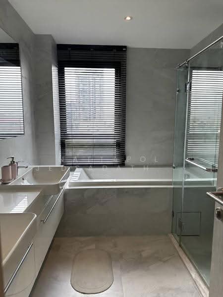 Rhythm Ekkamai, Bangkok, 11 Soi Sukhumvit 63, Khlongtoei Nua, Watthana, Bangkok, 2 Bedrooms, 70 sqm, Condo For Rent, by Nattapol Jedsadathitikul, 500599625 - DDproperty.com