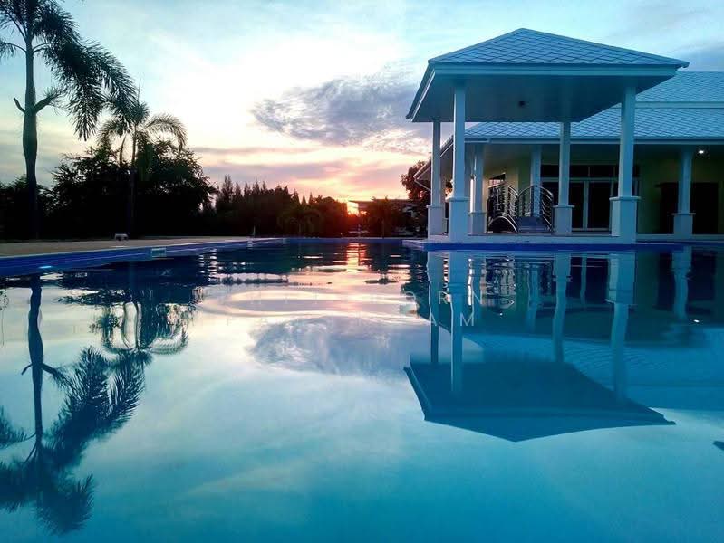 5-BR Villa, Prachuap Khiri Khan, Wang-Pong, Pran Buri, Prachuap Khiri Khan, 5 Bedrooms, 350 sqm, Villa For Sale, by Thitiporn Pawikham, 500599750 - DDproperty.com