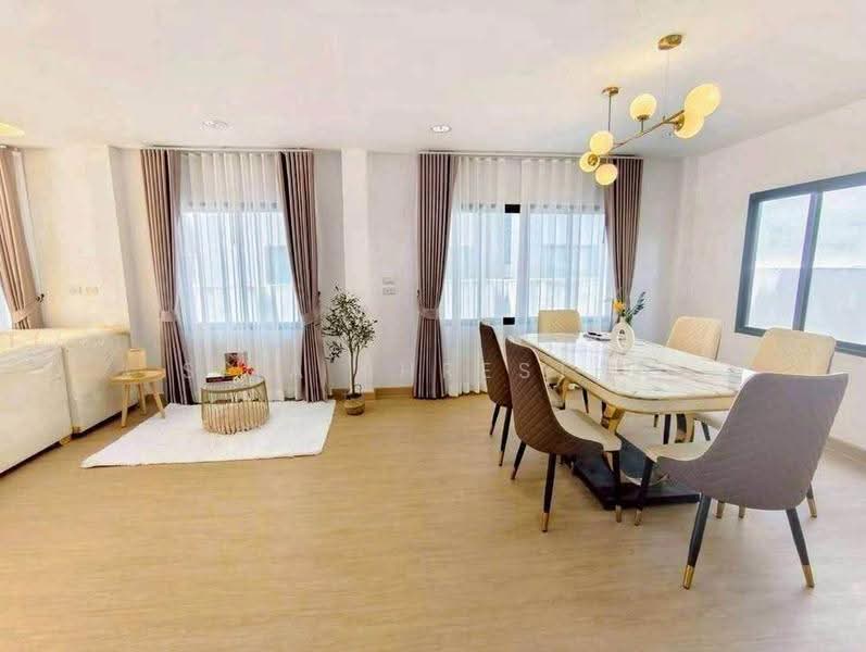 undefined, chon-buri, Bang Lamung, Bang Lamung (Pattaya), Chon Buri (Pattaya), 3 Bedrooms, 204 sqm, Single Detached House For Sale, by Sita Shrestha, 500599786 - DDproperty.com