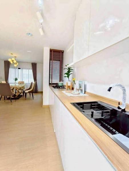 undefined, chon-buri, Bang Lamung, Bang Lamung (Pattaya), Chon Buri (Pattaya), 3 Bedrooms, 204 sqm, Single Detached House For Sale, by Sita Shrestha, 500599786 - DDproperty.com