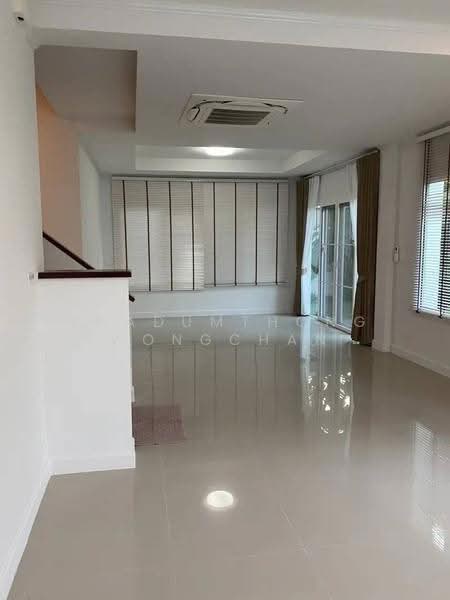 undefined, chon-buri, Huai Kapi, Muang Chon Buri, Chon Buri (Pattaya), 4 Bedrooms, 218 sqm, Single Detached House For Rent, by Kradumthong Wongchan, 500599921 - DDproperty.com