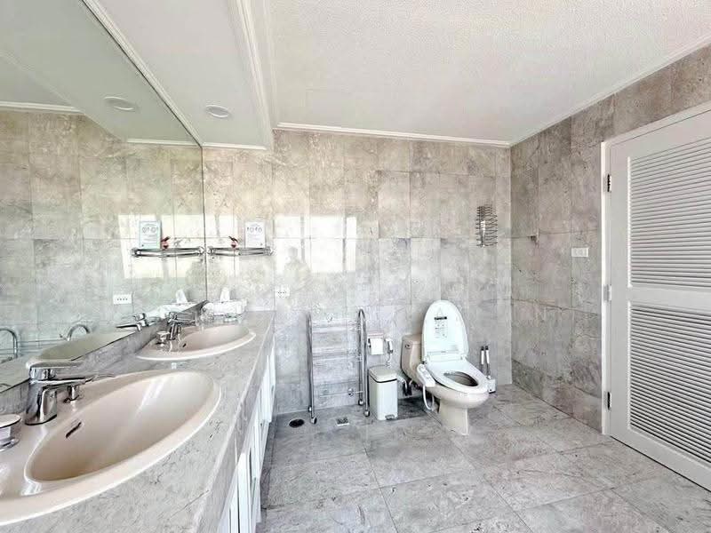 Ploenchit Terrace, bangkok, Ploenchit, Lumphini, Pathum Wan, Bangkok, 3 Bedrooms, 380 sqm, Condo For Sale, by Suchatchaya Supawachiranant, 500599945 - DDproperty.com