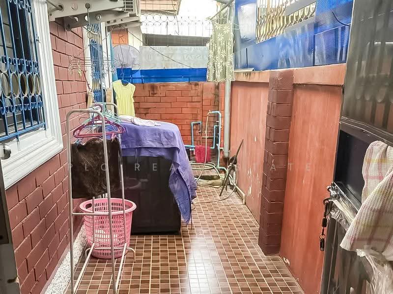 ขายบ้านเดี่ยว 4 ห้องนอนสไตล์โมเดิร์น เนินพลับหวาน, ชลบุรี, หนองปรือ, บางละมุง, ชลบุรี, 232 ตร.ม., บ้านเดี่ยว ขาย, โดย PLC real estate, 500599985 - DDproperty.com