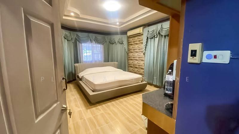 Modern 4 Bedroom House for Sale Noen Plab Wan East Pattaya, Chon Buri (Pattaya), Nong Pru, Bang Lamung (Pattaya), Chon Buri (Pattaya), 4 Bedrooms, 232 sqm, Single Detached House For Sale, by PLC real estate, 500599985 - DDproperty.com