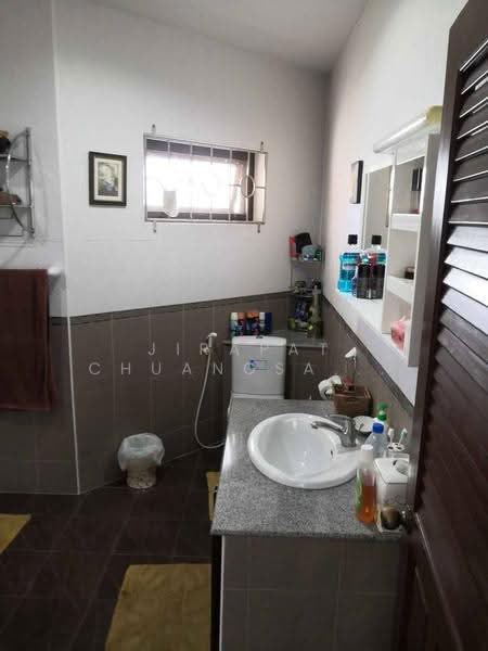 4-BR House, chon-buri, Nong Pru, Bang Lamung (Pattaya), Chon Buri (Pattaya), 4 Bedrooms, 360 sqm, Single Detached House For Rent, by Jirapat Chuangsawadsak, 500600009 - DDproperty.com