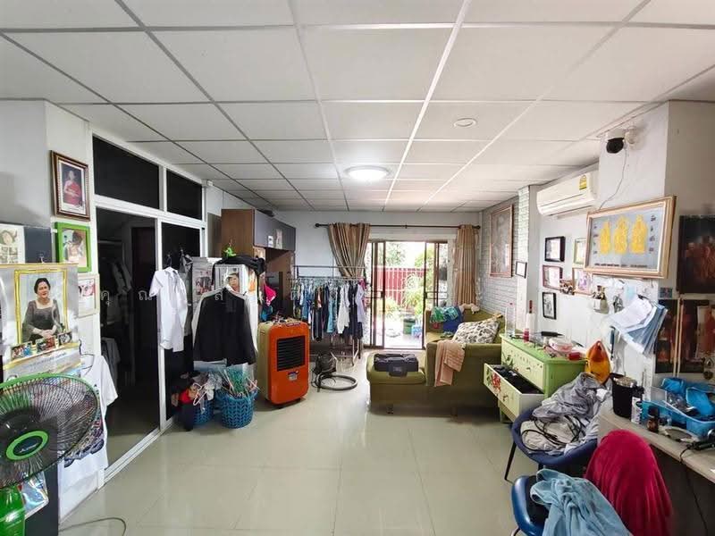 Baan Aomtana Chaiyaphruek-Wongwaen, Nonthaburi, Ban Kluai - Sai Noi Road, Bang Kruai, Nonthaburi, 3 Bedrooms, 180 sqm, Townhouse For Sale, by คุณ สันติ ตันฮะเส็ง (เส็ง), 500600036 - DDproperty.com
