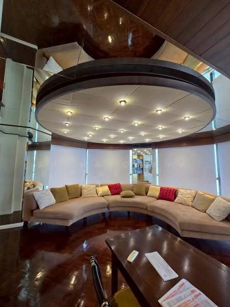 State Tower : อาคารสเตททาวเวอร์, กรุงเทพ, 1055 ถนนสีลม, สีลม, บางรัก, กรุงเทพ, 267 ตร.ม., คอนโด ให้เช่า, โดย Suchatchaya Supawachiranant, 500600066 - DDproperty.com