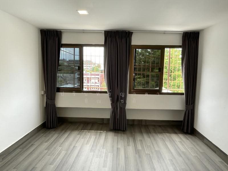 Townhome Pridi Banomyong 41 – Sukhumvit 71, Bangkok, สุขุมวิท 71, Khlong Tan Nua, Watthana, Bangkok, 6 Bedrooms, 200 sqm, Townhouse For Rent, by ปรินทร์ญาดา ชิณโชติ, 500600074 - DDproperty.com