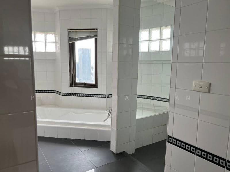 Kallista Mansion, Bangkok, 64 Soi Sukhumvit 11, Khlongtoei Nua, Watthana, Bangkok, 3 Bedrooms, 315 sqm, Condo For Rent, by Piyawan Maiyapan, 500600119 - DDproperty.com