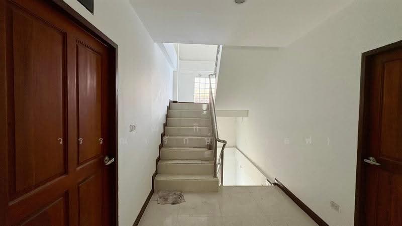 บ้านเดี่ยว 3 ชั้น 96 ตร.ว. บ้านเดี่ยว ซอยลาดพร้าว80 แยก22, กรุงเทพ, ถนนลาดพร้าว, วังทองหลาง, กรุงเทพ, 300 ตร.ม., บ้านเดี่ยว ขาย, โดย คุณ กิริยา วรรณารักษ์ (แอฟ), 500600121 - DDproperty.com