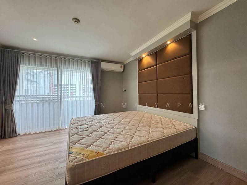 Baan Suanpetch, Bangkok, 18 Soi Sukhumvit 39, Khlong Tan Nua, Watthana, Bangkok, 2 Bedrooms, 136 sqm, Condo For Rent, by Piyawan Maiyapan, 500600141 - DDproperty.com