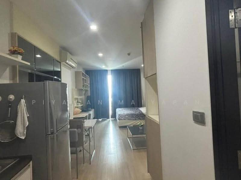 Sky Walk Residences, Bangkok, 1599 Sukhumvit Road, Phra Kanong Nua, Watthana, Bangkok, 1 Bedroom, 37 sqm, Condo For Rent, by Piyawan Maiyapan, 500600157 - DDproperty.com