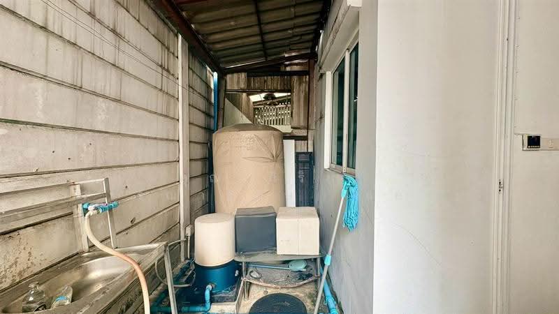 Baan Klang Mueng Ladprao 101, Bangkok, Soi Ladprao 101, Ladprao Road, Khlong Chan, Bang Kapi, Bangkok, 4 Bedrooms, 180 sqm, Townhouse For Sale, by คุณ กิริยา วรรณารักษ์ (แอฟ), 500600185 - DDproperty.com