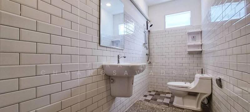 undefined, Chon Buri (Pattaya), Nong Pru, Bang Lamung (Pattaya), Chon Buri (Pattaya), 8 Bedrooms, 250 sqm, Villa For Rent, by Jirapat Chuangsawadsak, 500600200 - DDproperty.com