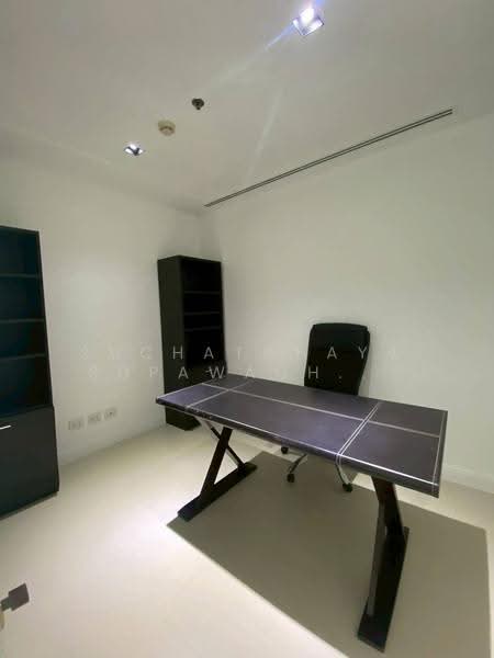 Athenee Residence, bangkok, 65 Witthayu Road, Lumphini, Pathum Wan, Bangkok, 3 Bedrooms, 190 sqm, Condo For Rent, by Suchatchaya Supawachiranant, 500600409 - DDproperty.com