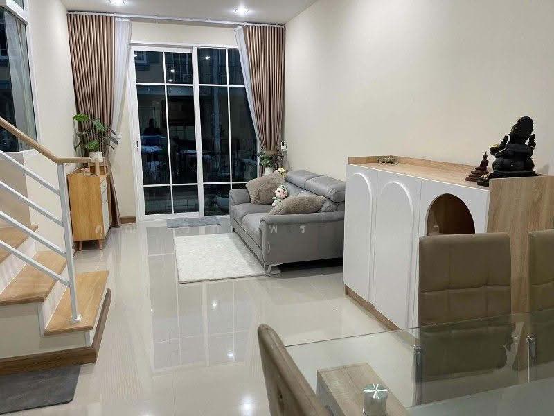 Golden Town Rangsit – Klong 3 : โกลเด้น ทาวน์ รังสิต – คลอง 3, ปทุมธานี, ถนนโยธาธิการคูคต-คลองหลวง, คลองสาม, คลองหลวง, ปทุมธานี, 103 ตร.ม., ทาวน์เฮ้าส์ ขาย, โดย คุณ วิภาพร ( ภา ), 500600466 - DDproperty.com
