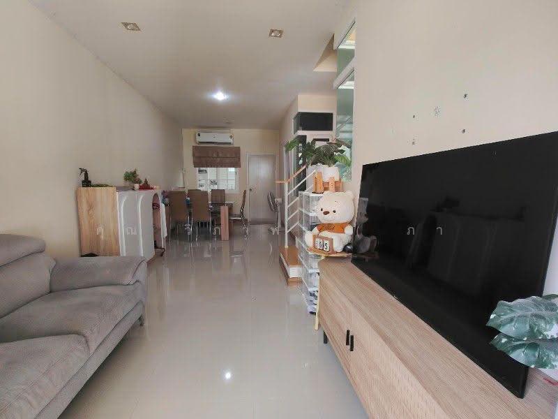 Golden Town Rangsit – Klong 3 : โกลเด้น ทาวน์ รังสิต – คลอง 3, ปทุมธานี, ถนนโยธาธิการคูคต-คลองหลวง, คลองสาม, คลองหลวง, ปทุมธานี, 103 ตร.ม., ทาวน์เฮ้าส์ ขาย, โดย คุณ วิภาพร ( ภา ), 500600466 - DDproperty.com