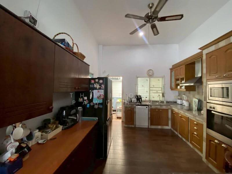 3-BR House, chon-buri, Bang Sa-re, Sattahip, Chon Buri (Pattaya), 3 Bedrooms, 200 sqm, Single Detached House For Sale, by Thitiporn Pawikham, 500600509 - DDproperty.com