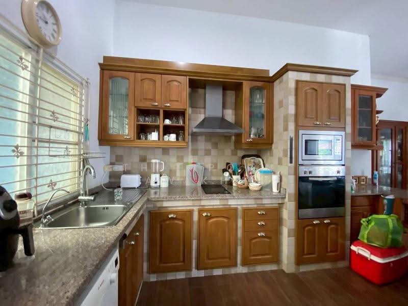 3-BR House, chon-buri, Bang Sa-re, Sattahip, Chon Buri (Pattaya), 3 Bedrooms, 200 sqm, Single Detached House For Sale, by Thitiporn Pawikham, 500600509 - DDproperty.com