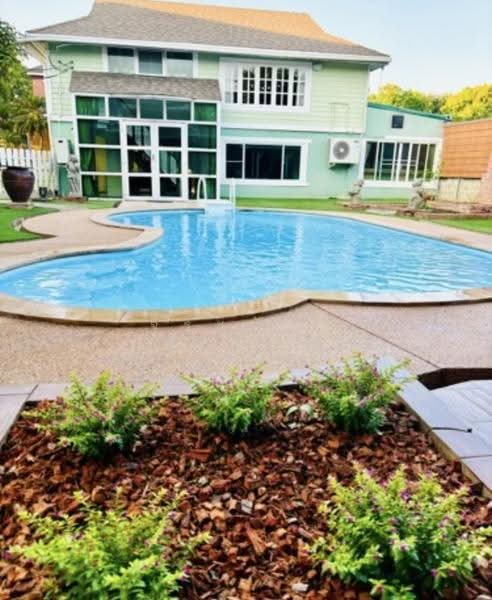 For Sale:Garden Pool Villas,Sarapi,Chiamg Mai, 2-0-42 Rai,4 Houses,2Private Pools,CHanote Title, Chiang Mai, Chai Sa Than, Saraphi, Chiang Mai, 10+ Bedrooms, 1,000 sqm, Villa For Sale, by จีระนันท์ หล้ากันหา, 500600510 - DDproperty.com