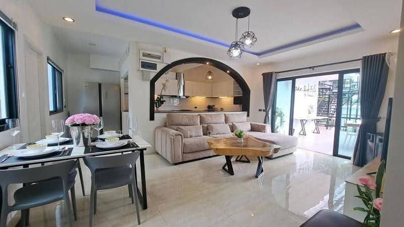 6-BR House, chon-buri, Huai Yai, Bang Lamung (Pattaya), Chon Buri (Pattaya), 6 Bedrooms, 350 sqm, Single Detached House For Rent, by Sita Shrestha, 500600575 - DDproperty.com